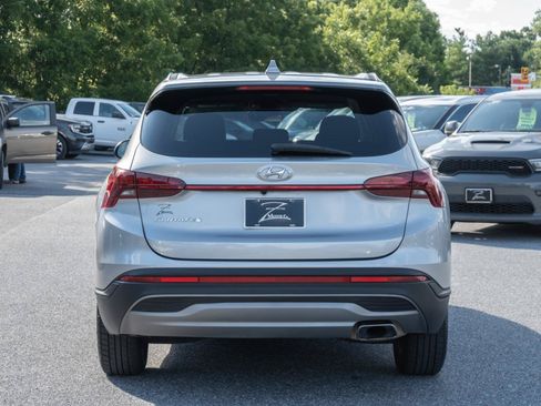 Used 2021 Hyundai Santa Fe SE FWD image 6