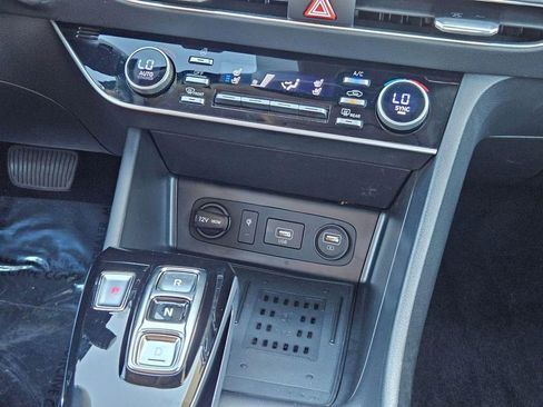 Used 2022 Hyundai Sonata Limited w/ Cargo Package image 20