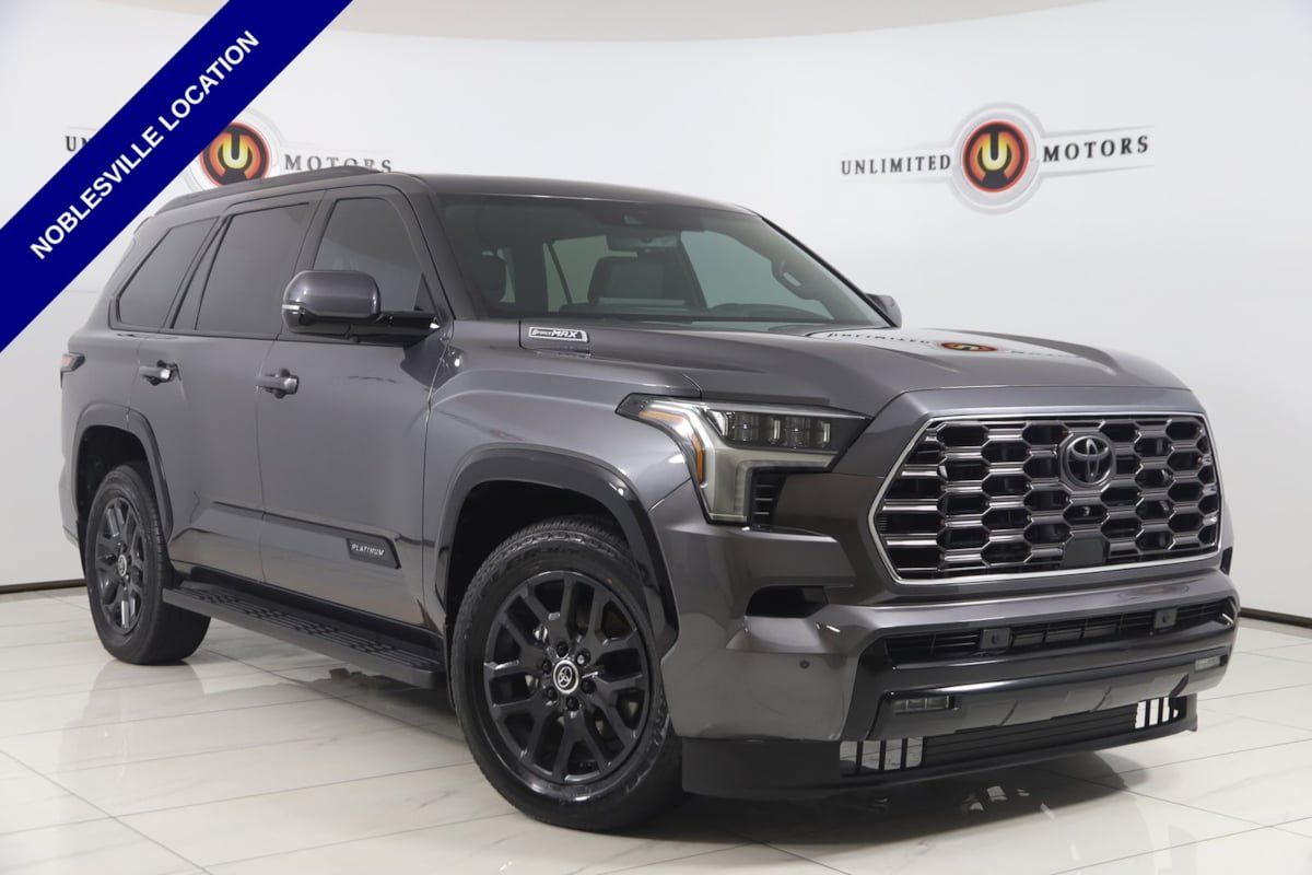 Used 2024 Toyota Sequoia Platinum AWD/4WD image 1