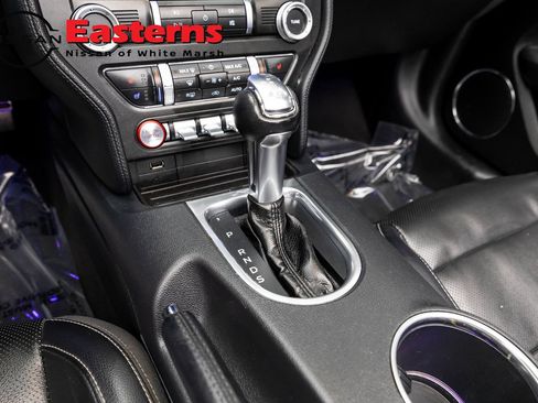Used 2022 Ford Mustang Premium RWD image 13