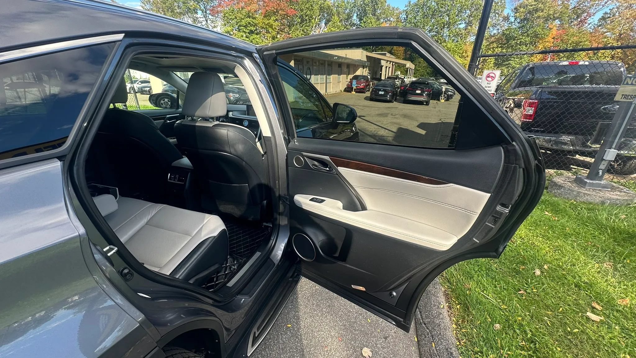 Used 2017 Lexus RX 350 AWD w/ Premium Package image 37