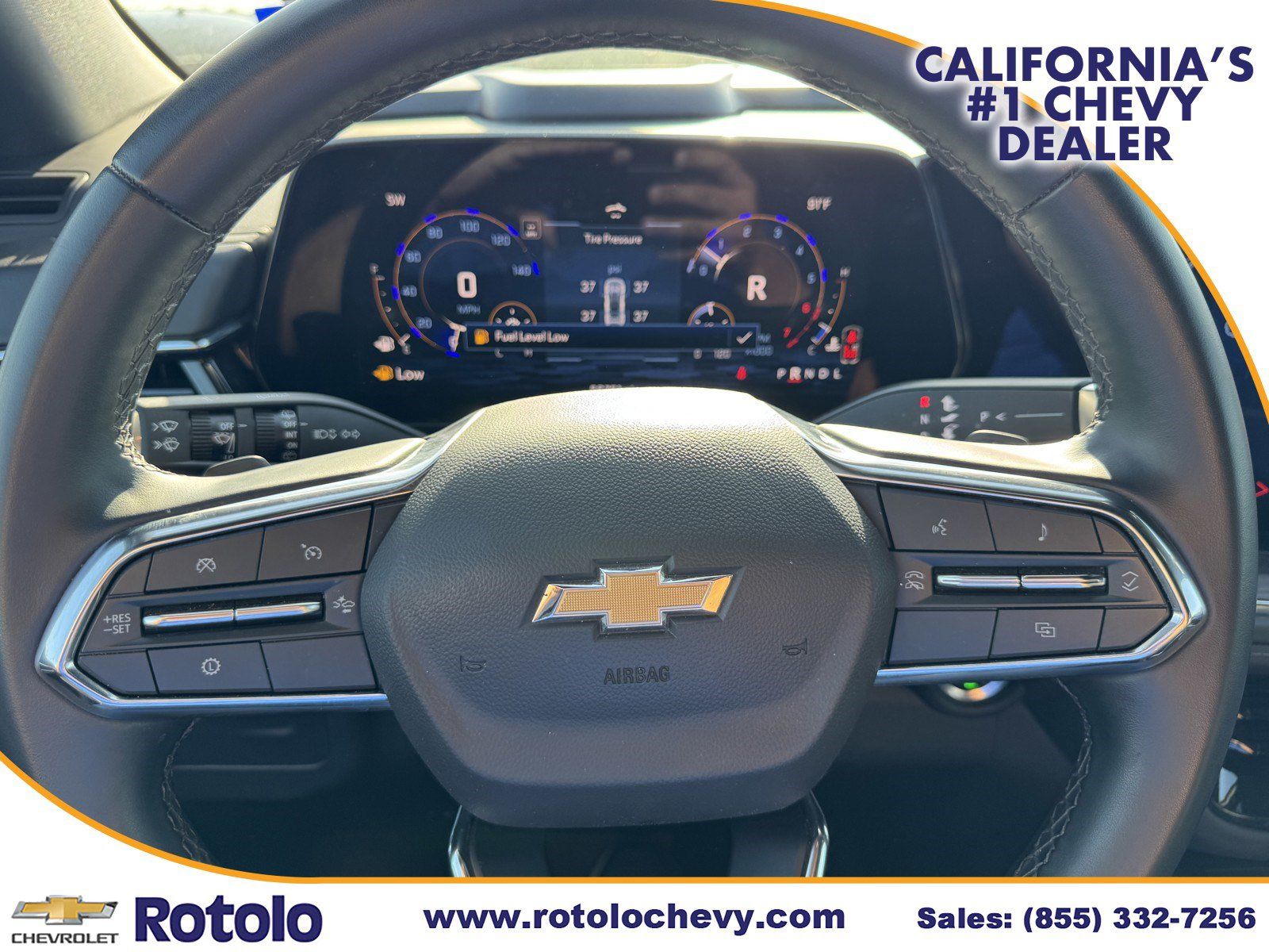 Used 2025 Chevrolet Suburban LT RWD image 26