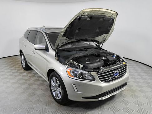 Used 2017 Volvo XC60 T5 Inscription w/ Preferred Option Package FWD image 32