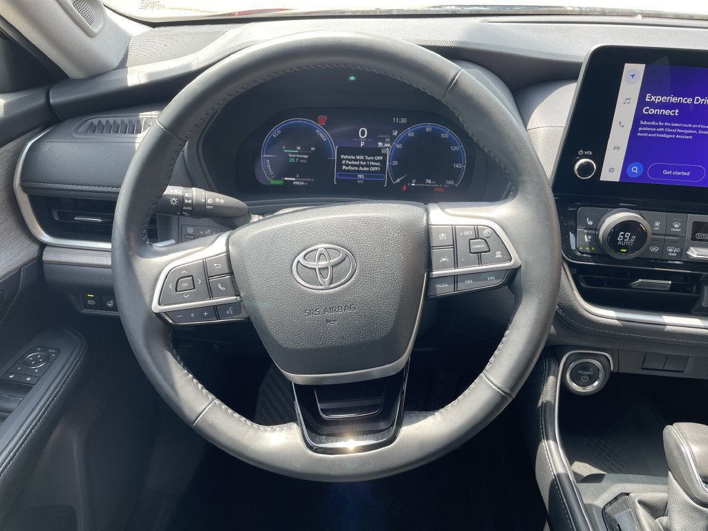 Used 2025 Toyota Grand Highlander AWD Hybrid image 16