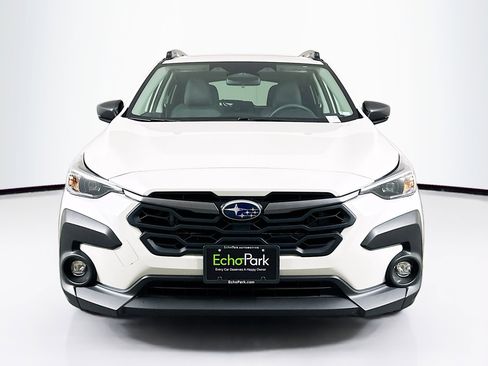 Used 2024 Subaru Crosstrek 2.0i Premium image 2