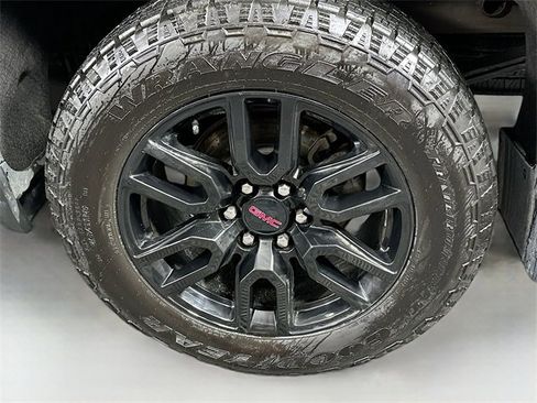 Used 2023 GMC Sierra 1500 Pro w/ Graphite Edition image 27