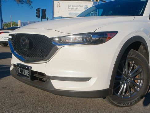 Used 2020 MAZDA CX-5 Touring image 8