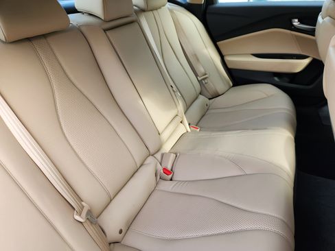 Certified 2025 Acura TLX w/ Technology Package image 17