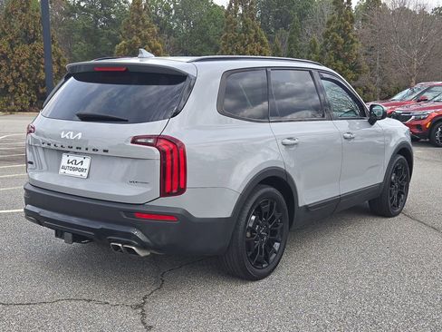 Certified 2022 Kia Telluride EX w/ EX Premium Package image 8
