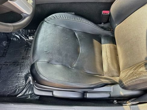 Used 2012 MAZDA MX-5 Miata Grand Touring w/ Premium Pkg RWD image 17
