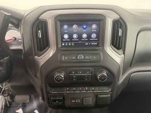 Used 2021 Chevrolet Silverado 1500 Custom AWD/4WD image 18
