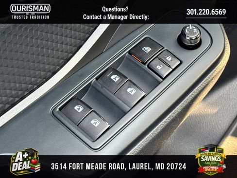 Used 2019 Toyota C-HR LE FWD image 8