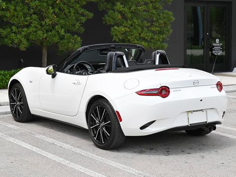 Used 2024 MAZDA MX-5 Miata Grand Touring w/ Weather Package image 6