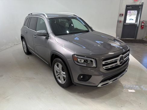 Used 2020 Mercedes-Benz GLB 250 4MATIC image 8