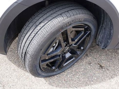 Used 2024 Kia Telluride SX X-Line image 13