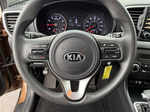 Used 2019 Kia Sportage LX image 18