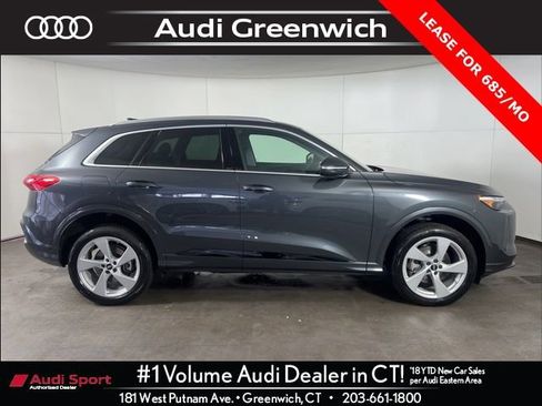 Certified 2025 Audi Q5 2.0T Premium Plus w/ Premium Plus image 8