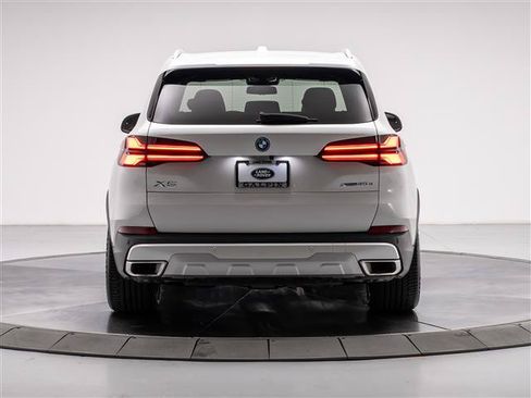 Used 2024 BMW X5 xDrive50e w/ Executive Package AWD/4WD image 4