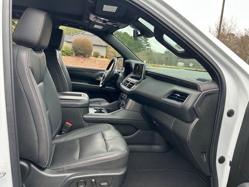 Used 2022 Chevrolet Suburban RST w/ Luxury Package AWD/4WD image 58
