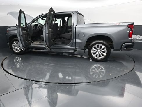Used 2021 Chevrolet Silverado 1500 Custom AWD/4WD image 28