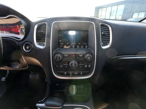 Used 2019 Dodge Durango SXT w/ 3rd Row Seating Group image 15