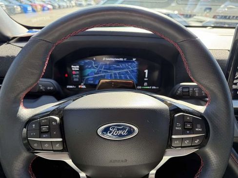 Used 2025 Ford Explorer ST-Line image 34