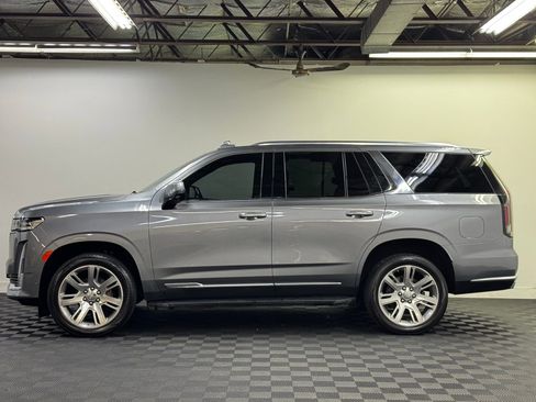 Used 2021 Cadillac Escalade Premium Luxury AWD/4WD image 3