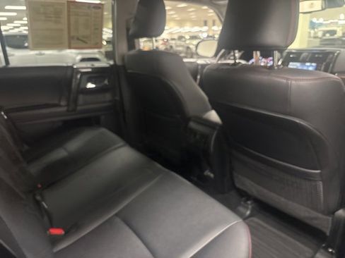 Certified 2024 Toyota 4Runner TRD Off-Road Premium image 10