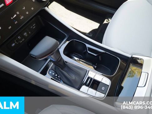 Used 2025 Hyundai Tucson SEL FWD image 26