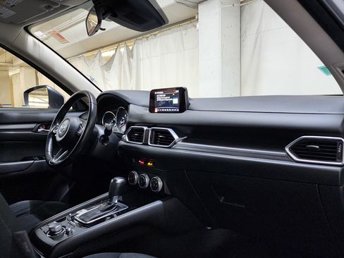 Used 2019 MAZDA CX-5 Sport image 17