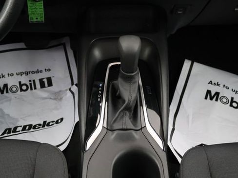 Used 2025 Toyota Corolla LE image 13