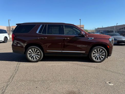 Used 2022 GMC Yukon Denali image 4