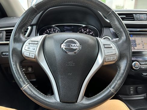 Used 2016 Nissan Rogue SL w/ SL Premium Package image 36