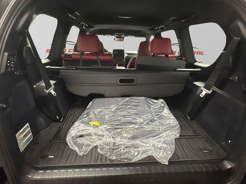 Used 2023 Lexus GX 460 Luxury w/ Sport Design Package AWD/4WD image 26