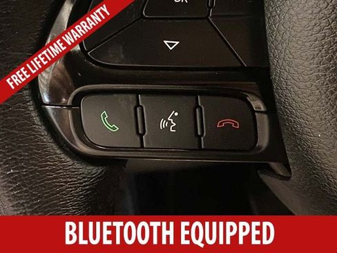 Used 2016 Jeep Renegade Latitude AWD/4WD image 10