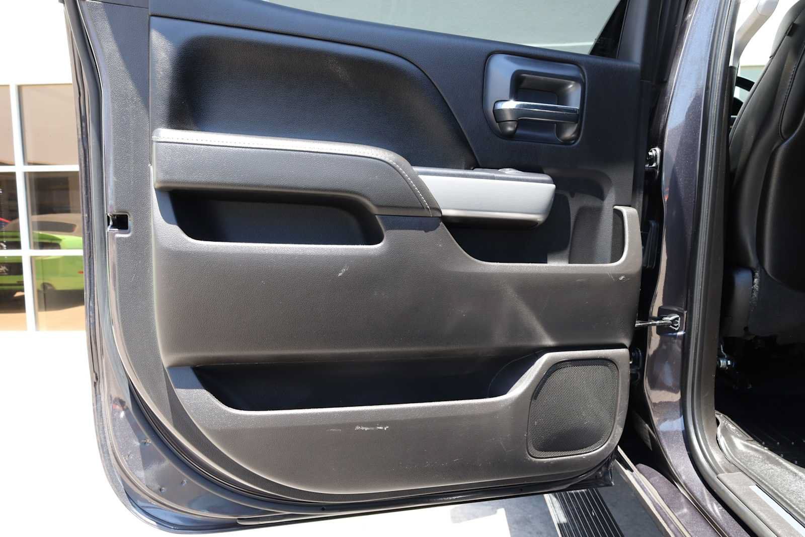 Used 2015 Chevrolet Silverado 2500 LTZ w/ Duramax Plus Package AWD/4WD image 47