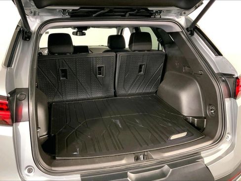 Used 2024 Chevrolet Blazer LT w/ Convenience Package image 4