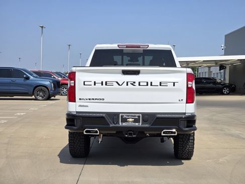 New 2026 Chevrolet Silverado 1500 LT Trail Boss w/ Convenience Package II AWD/4WD image 8