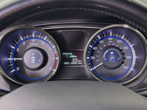 Used 2011 Hyundai Sonata Limited FWD image 15