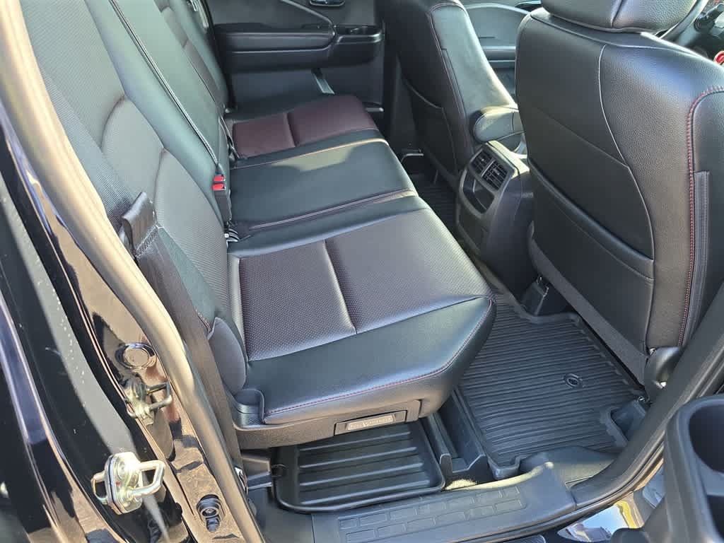 Used 2017 Honda Ridgeline Black Edition image 12
