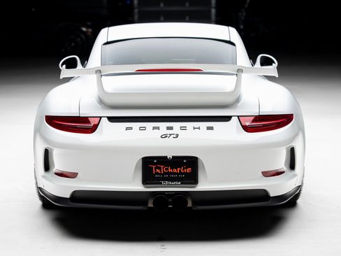Used 2014 Porsche 911 GT3 image 24