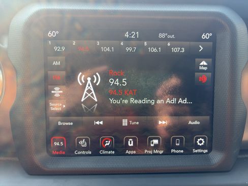 Used 2020 Jeep Gladiator Rubicon w/ Dual Top Group AWD/4WD image 20