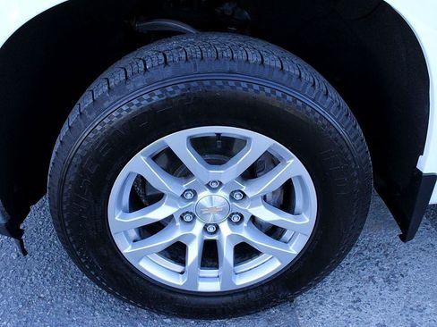 Used 2021 Chevrolet Silverado 1500 W/T w/ WT Value Package image 9