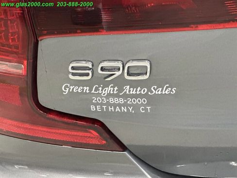 Used 2017 Volvo S90 T6 Inscription w/ Vision Package image 28