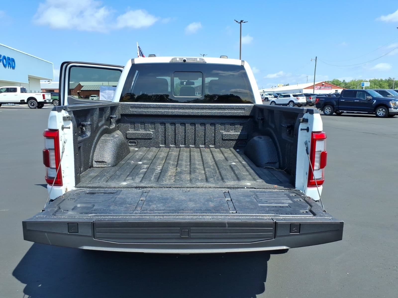 Used 2023 Ford F150 Raptor AWD/4WD image 15