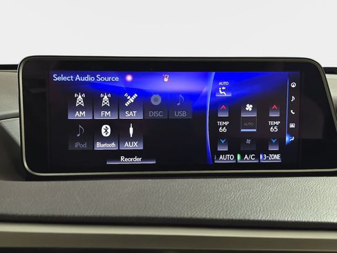 Used 2019 Lexus RX 350L AWD image 25
