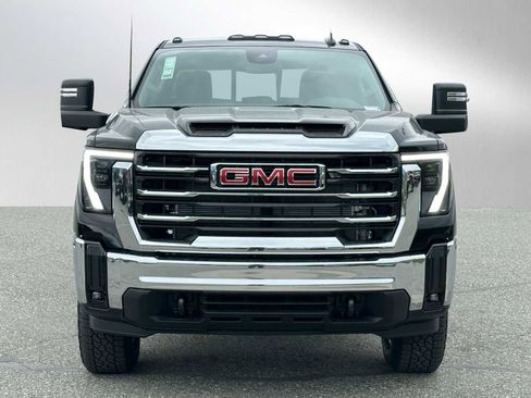 New 2025 GMC Sierra 3500 SLE w/ Preferred Package image 8