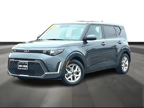 Used 2024 Kia Soul LX w/ Option Group 015 FWD image 1