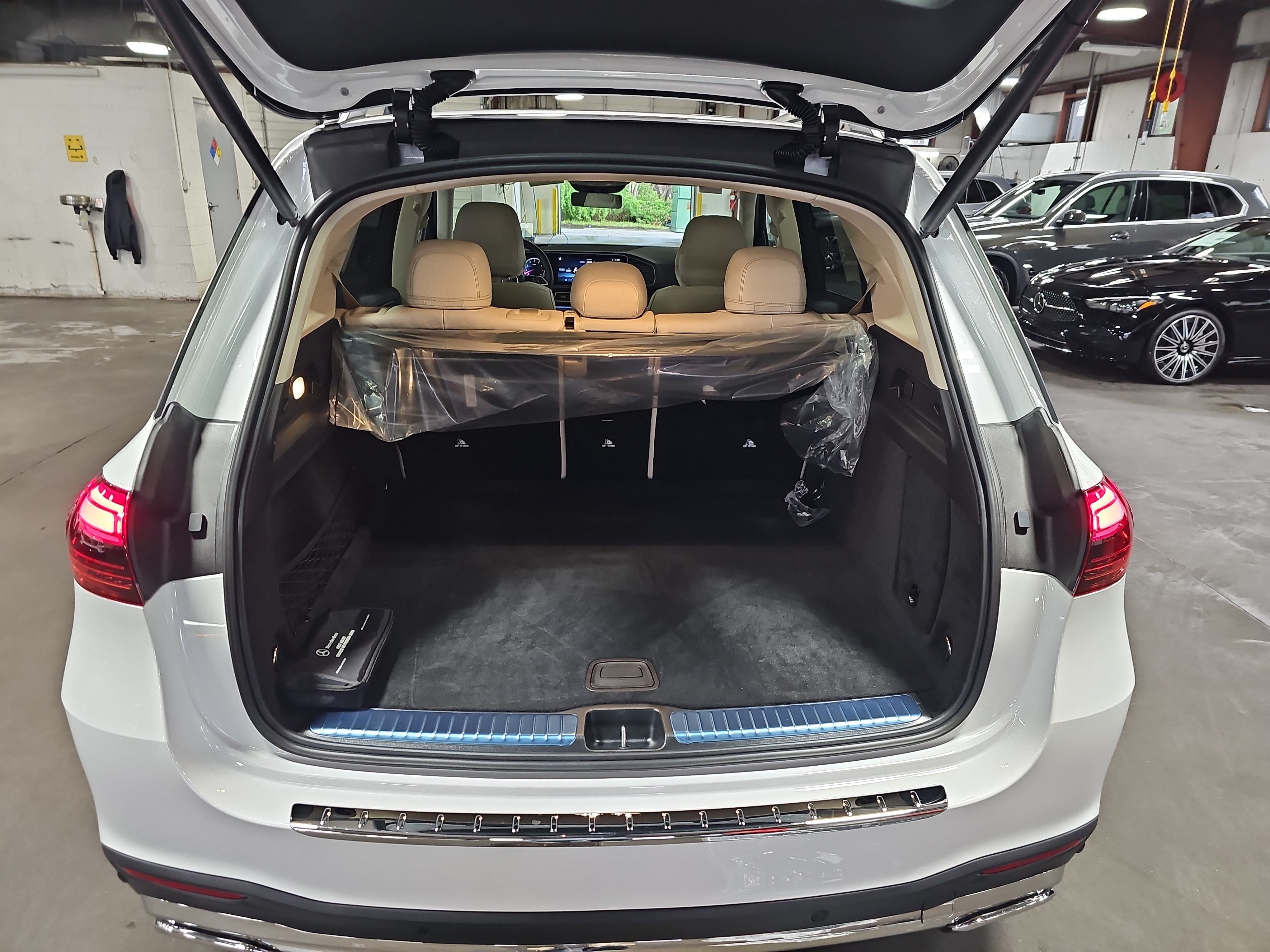 New 2026 Mercedes-Benz GLE 450 4MATIC image 13