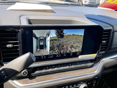 Used 2025 Chevrolet Silverado 2500 LT w/ All Star Edition image 21